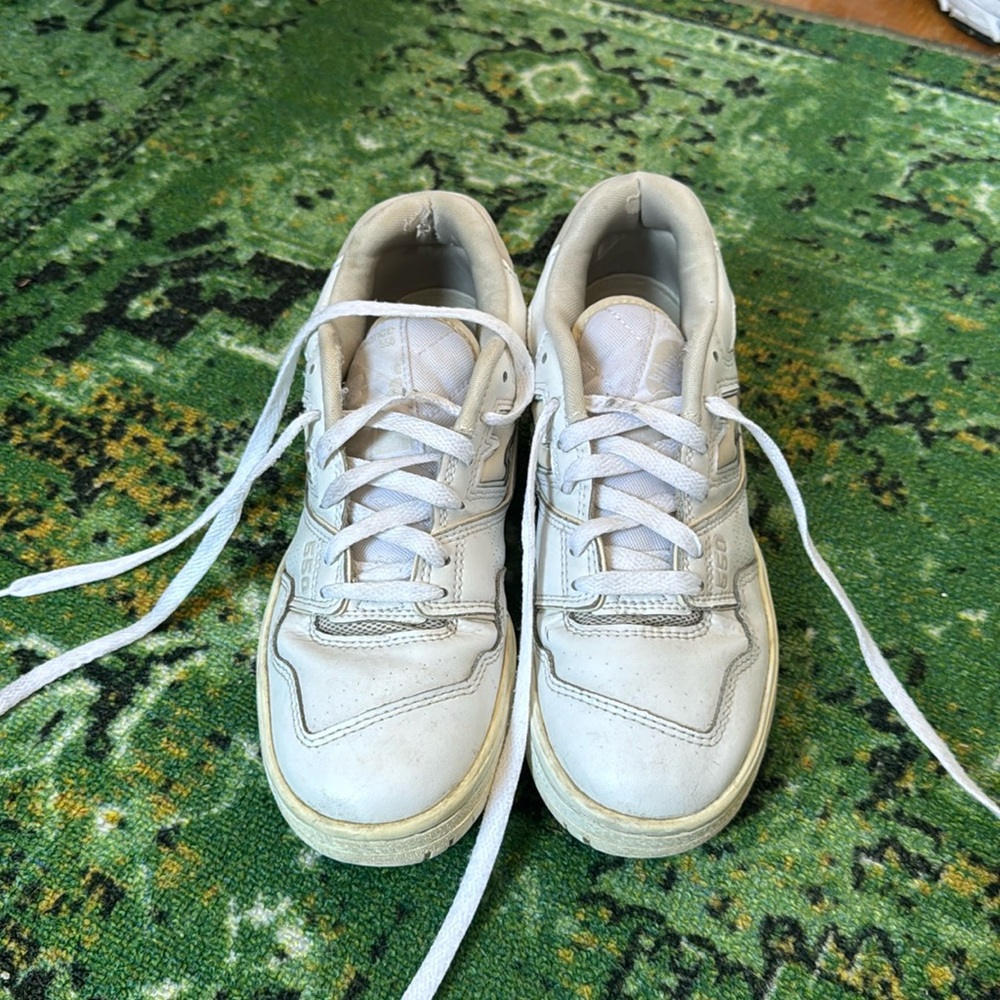 New Balance white 550